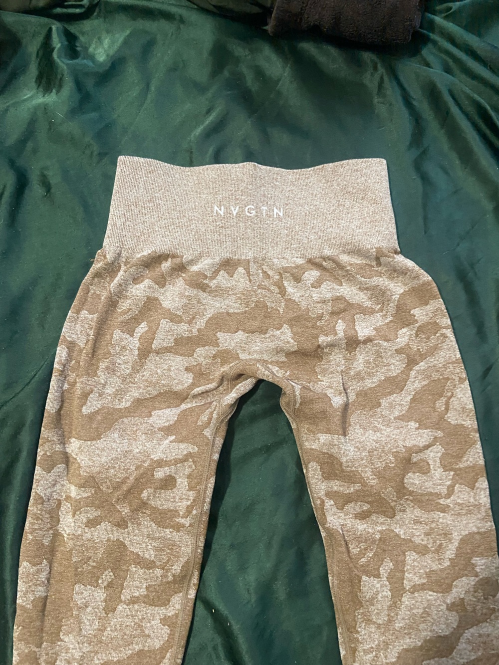 NVGTN camo leggings